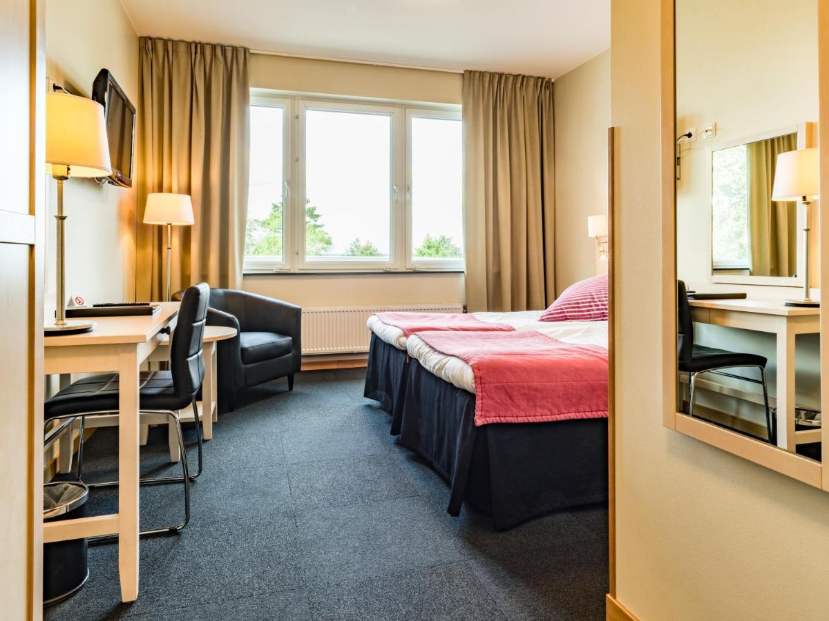 Ringsjoestrand Hotel Horby Екстер'єр фото