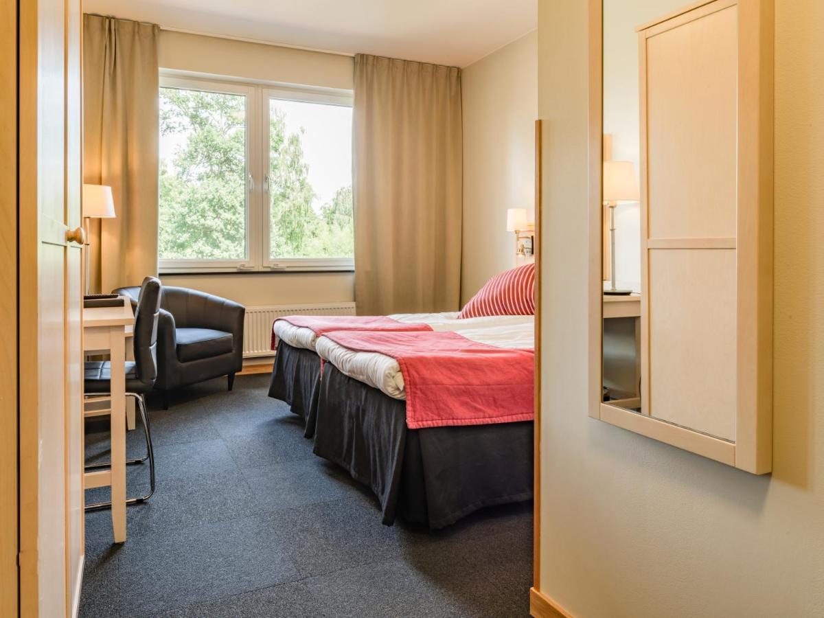 Ringsjoestrand Hotel Horby Екстер'єр фото