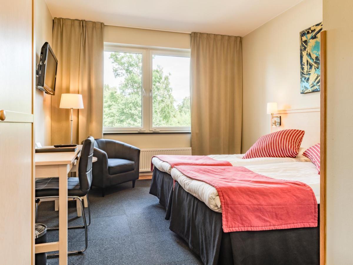 Ringsjoestrand Hotel Horby Екстер'єр фото